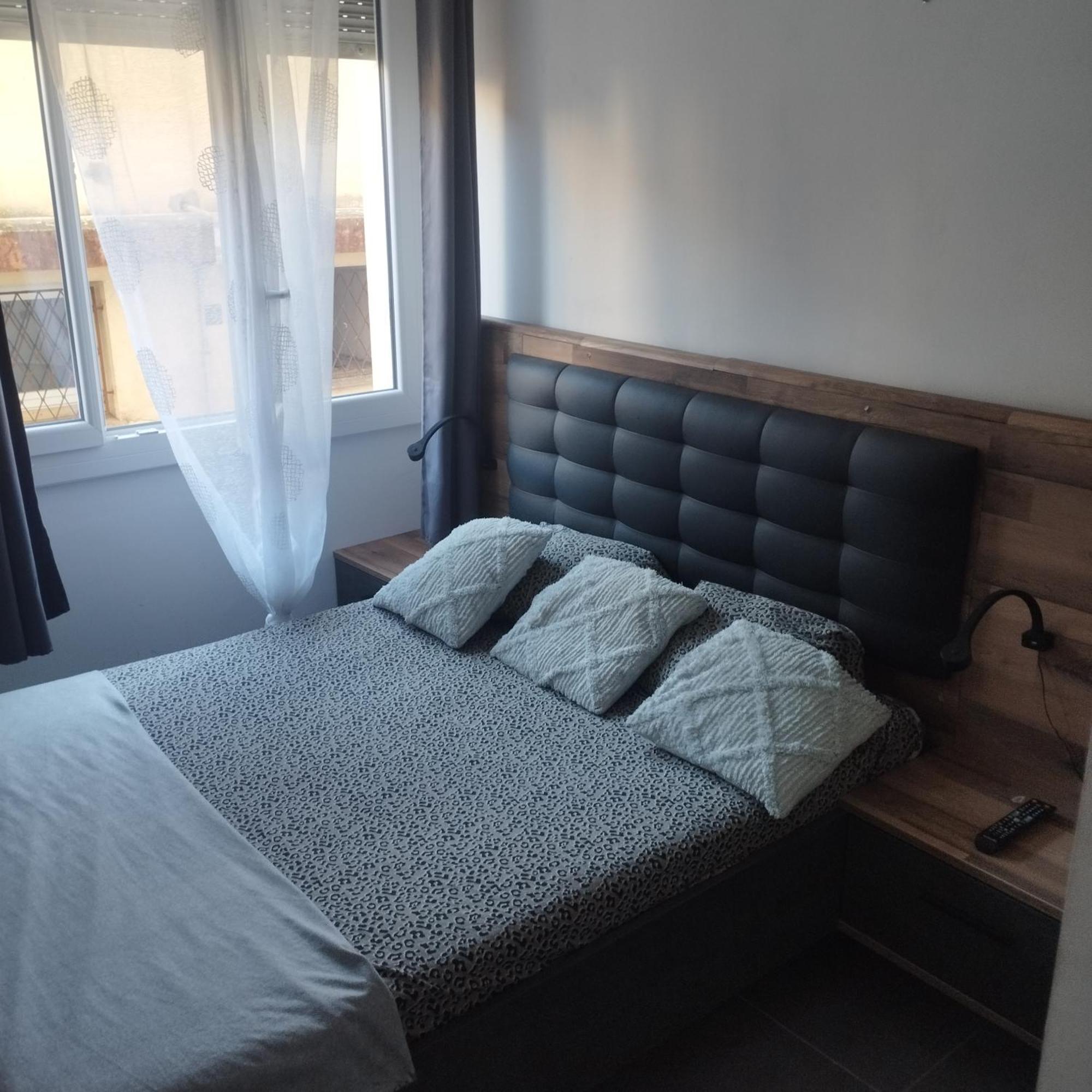 Jolie 2P Au Centre De Golfe-Juan A 2Mn Des Plages ヴァロリス エクステリア 写真
